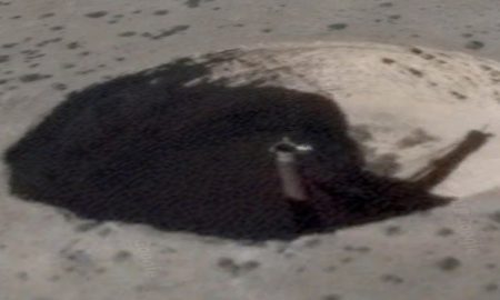 V blízkosti prísne tajnej základne Area 51 sa našiel záhadný kráter