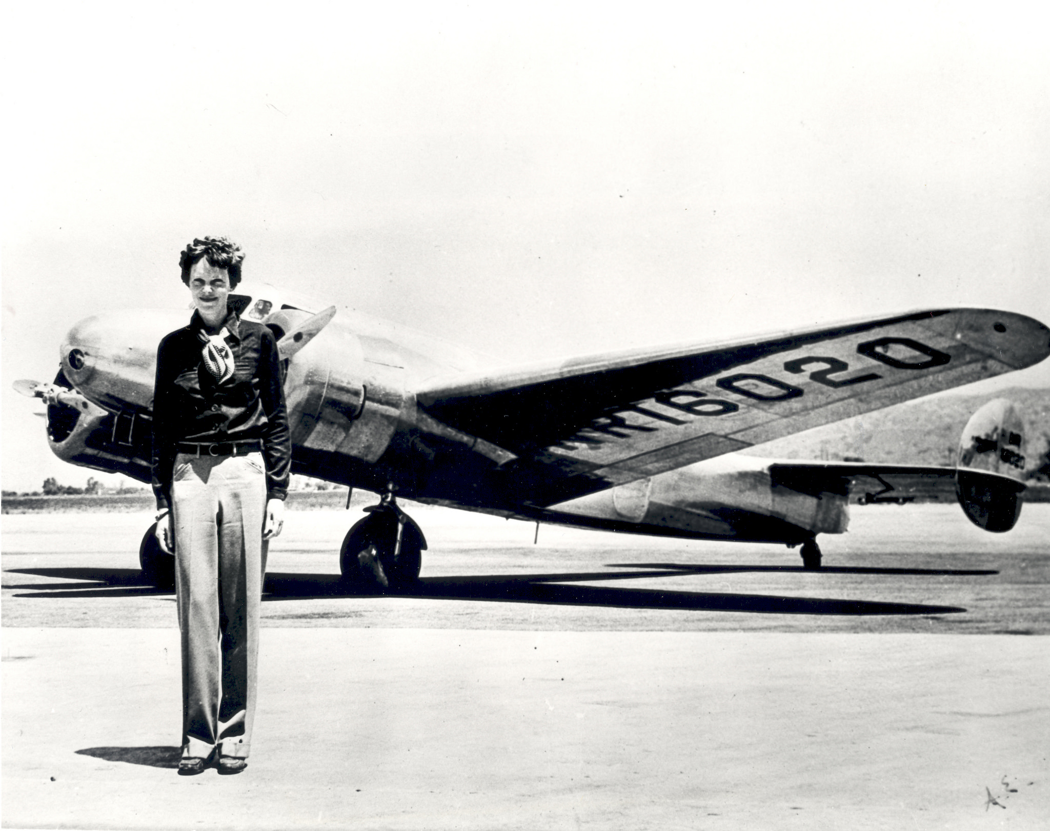 Amelia Earhart: Prazvláštny príbeh najslávnejšej pilotky všetkých čias