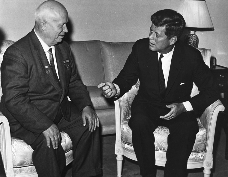 Chruščov: Nový plán Kremľa a Semičastnyj