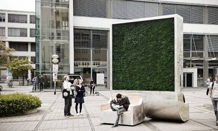 Mestské lavičky, ktoré absorbujú toľko znečistenia ako 275 stromov? V Londýne sú realitou