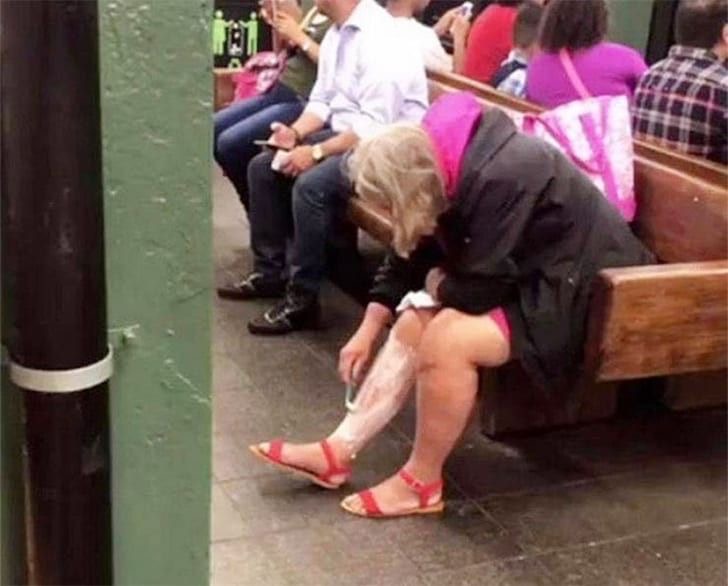 absurdné fotografie