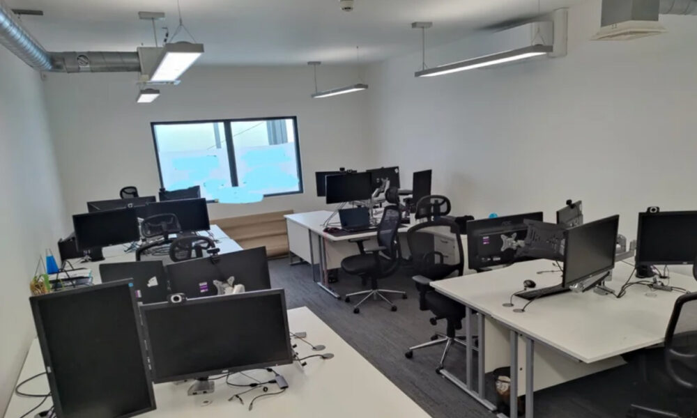 nepríjemné kancelárie